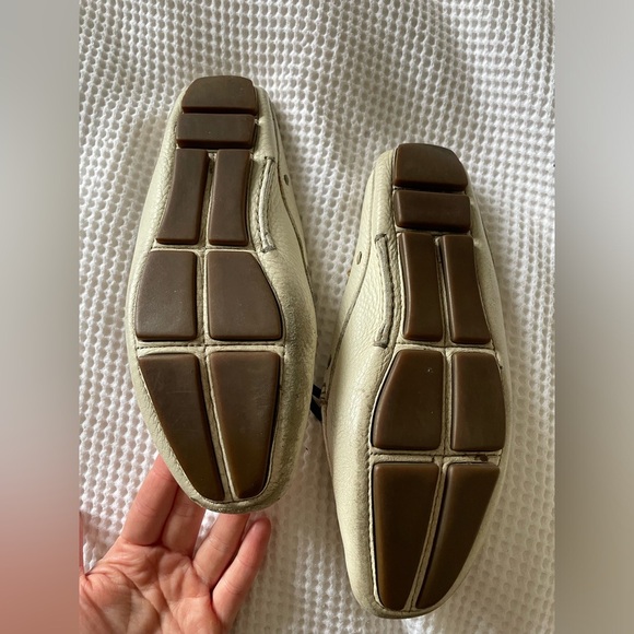 Vintage Prada cream White Leather Loafers size 6.5 - Picture 4 of 4